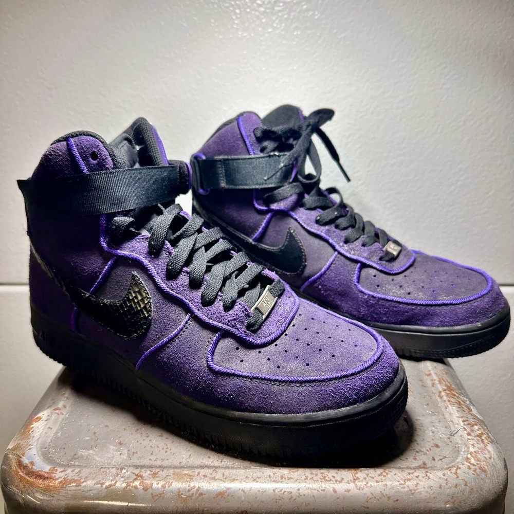 Nike Air Force 1 Kobe Bryant Black Court Purple Mens10 WMS 12